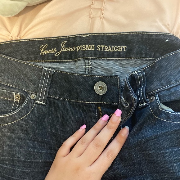 Guess Jeans - Picture 3 of 4